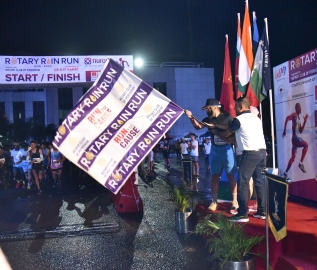 Lifeguard, engineer win 21-km open category of Rotary Rain Run