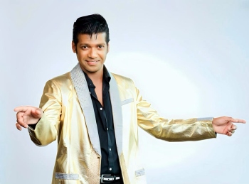 Award-winning Goan Elvis tribute artiste moves, grooves Down Under