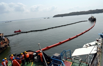 Coast Guard, MPA hold pollution response drill