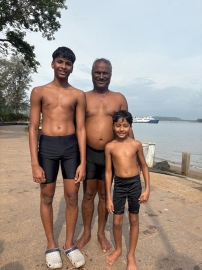 ﻿9-year-old visually impaired boy swims across Mandovi River