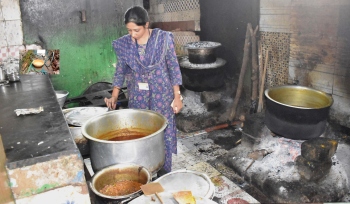 ﻿FDA raids Khareband eatery, shuts it down for violations