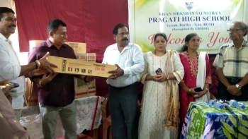 MLA hands over sound system to Verem school