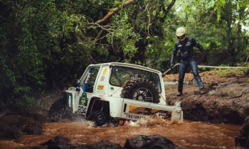 ﻿Namshum-Chengappa retain lead