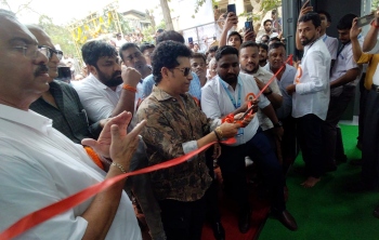 ﻿Tendulkar inaugurates multipurpose auditorium at Canacona