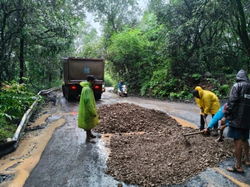 Chorla road repairs begin after commuters’ outcry