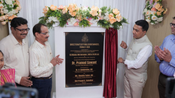 ﻿CM launches Public Grievances website, mobile app to boost citizen services