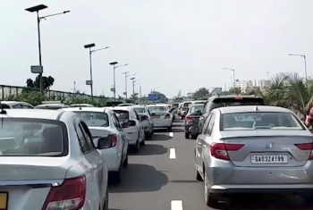 2-minute pickup rule sparks tension at Mopa airport