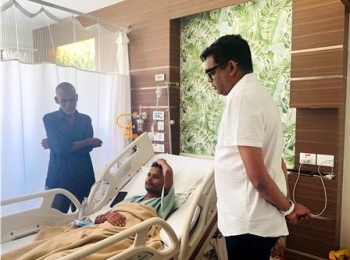 ﻿Mandrem MLA provides succour to ailing firefighter