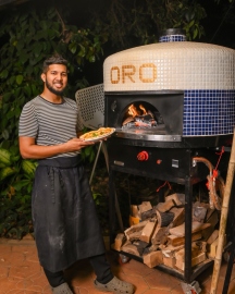 ORO Baking Pizzas: A local oven and a steady rise