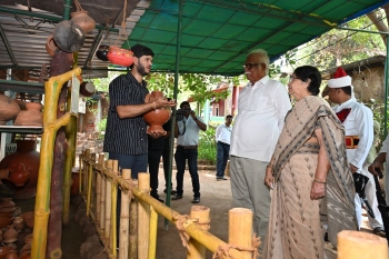 Governor visits Big Foot Goa