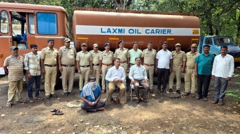 Goa-bound illegal spirit consignment seized in Belagavi
