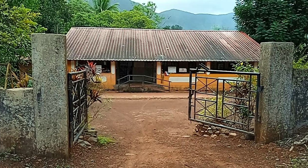 Primary school in Cotigao begins late, ends early