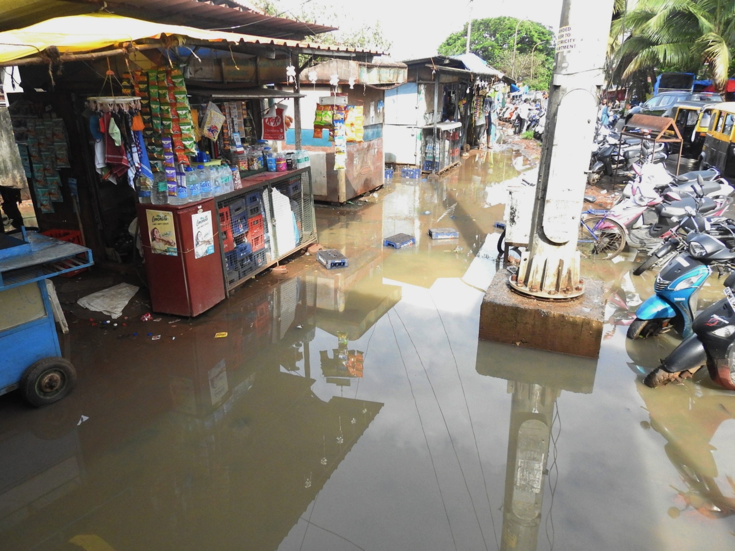 Aquem-side of Margao rail station waterlogged