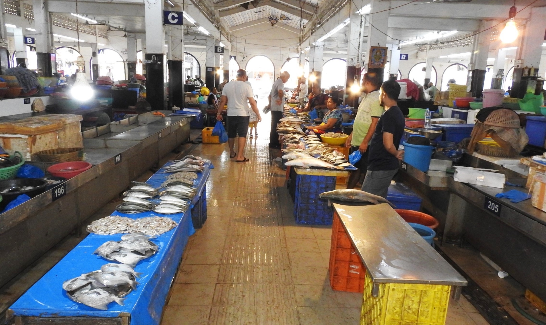 SGPDA retail fish vendors willing to pay higher sopo