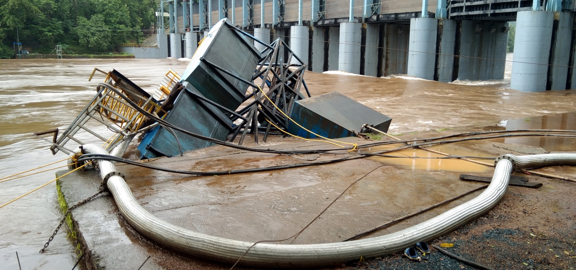 Inaugurated 4 days ago, pump collapses, falls in Mhadei river