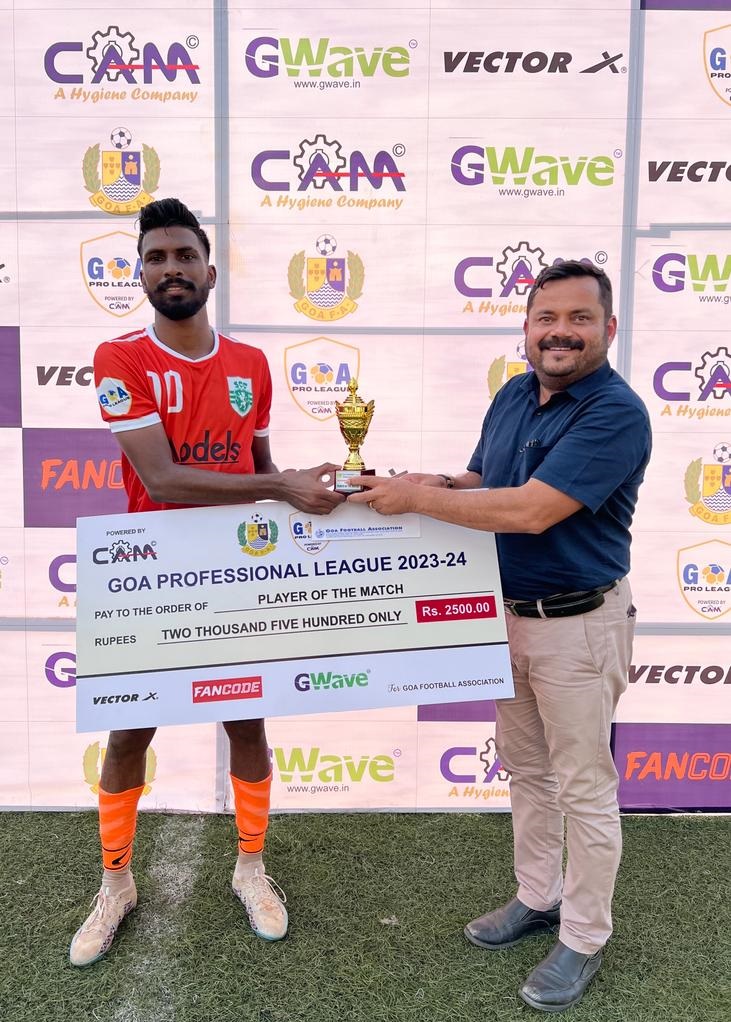 Pro League: Lloyd stars in Sporting Clube win