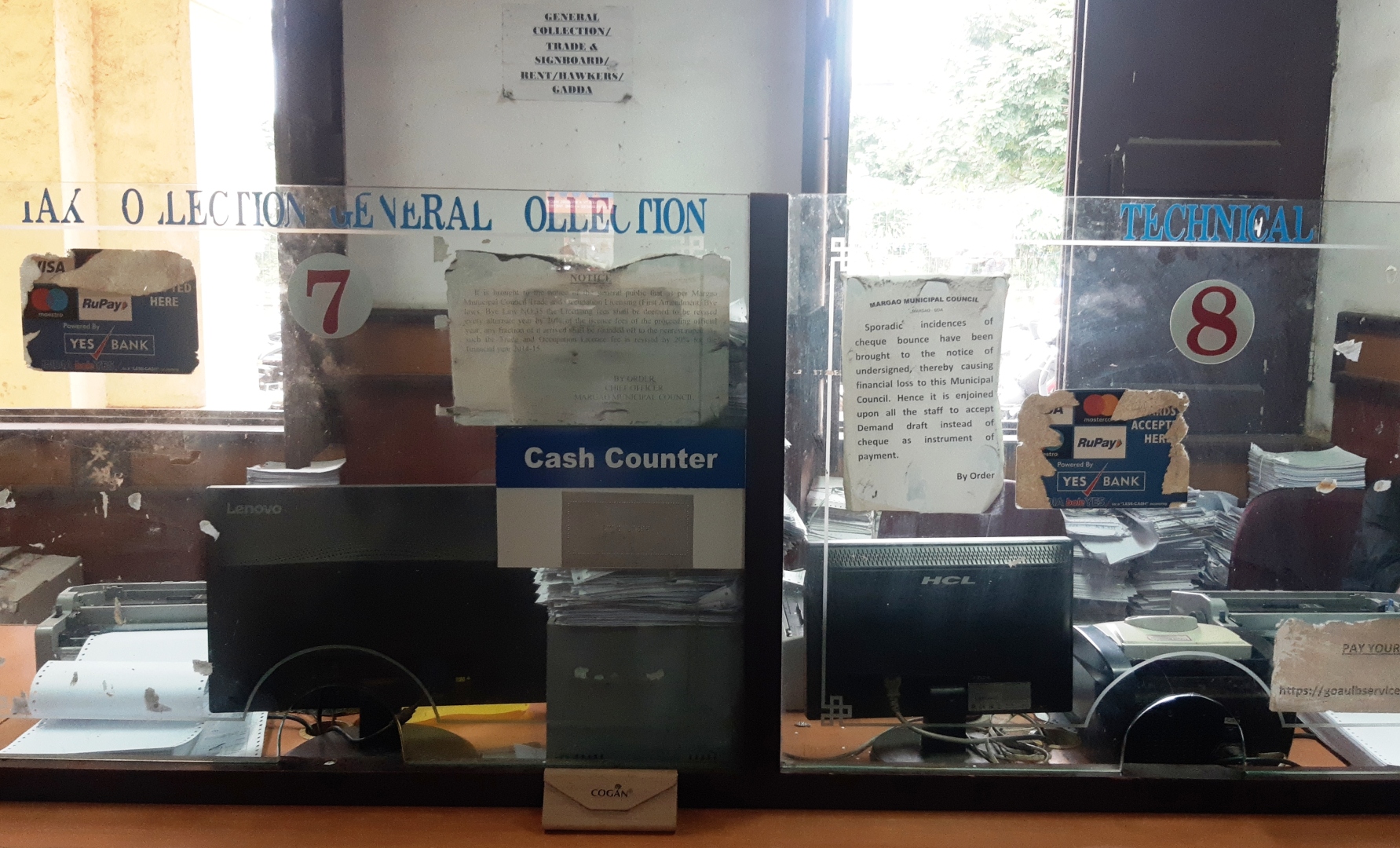 Snag in govt server hits online services, citizens go home disappointed