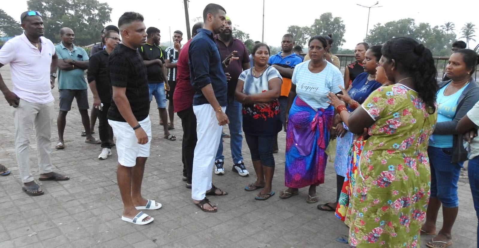 SGPDA wholesale fish market opens   for traditional fishermen once again