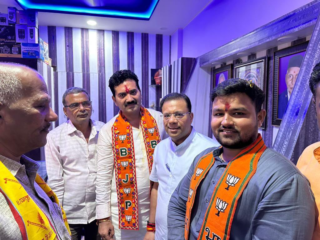 Vishwajit takes to campaigning for BJP candidates in Indore
