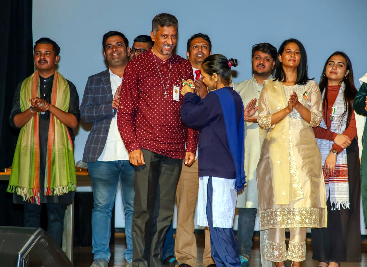 Fr Bolmax gets Karmaveer Chakra Award