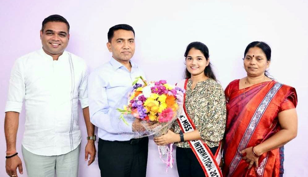 CM assures govt job to Miss India Deaf International runner up