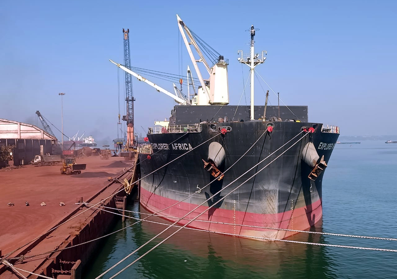 MPA sets new Asian record of handling highest cargo in a day