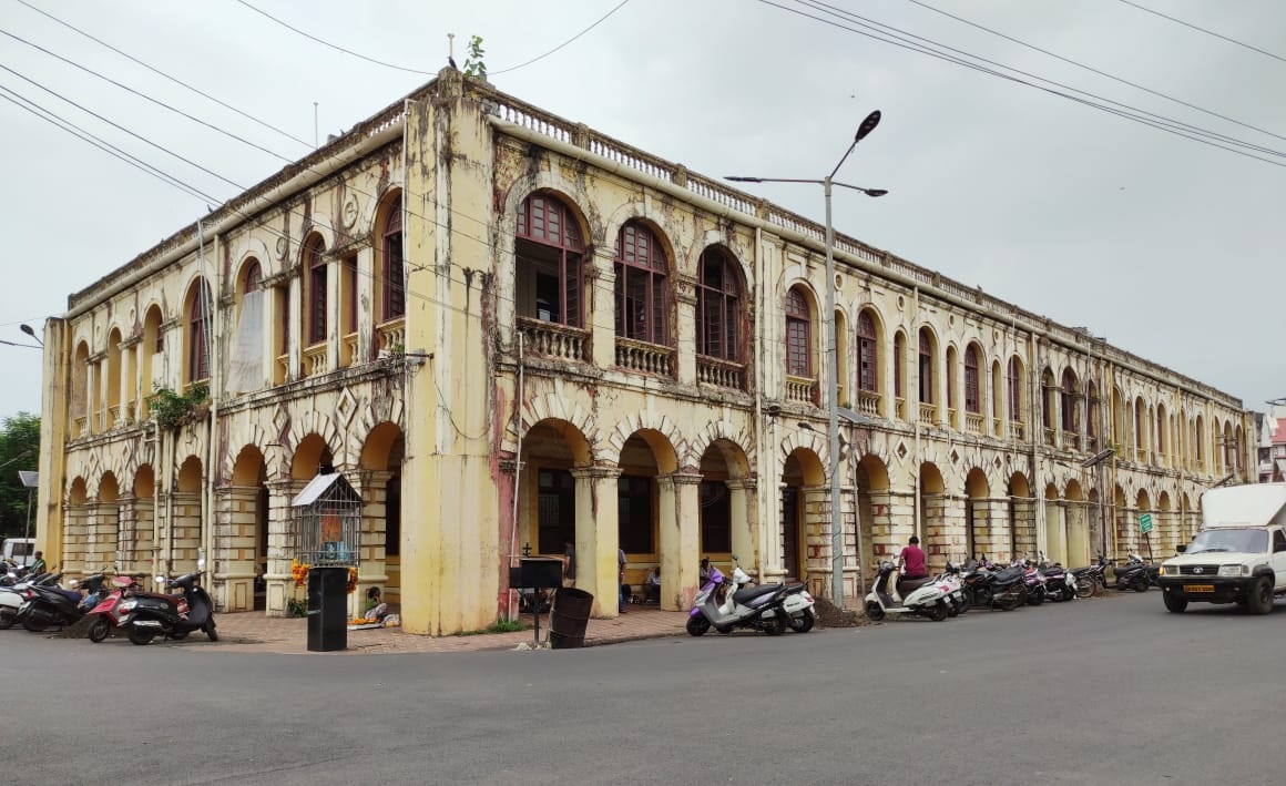 New market inferno shifts focus on fire safety preparedness of MMC building