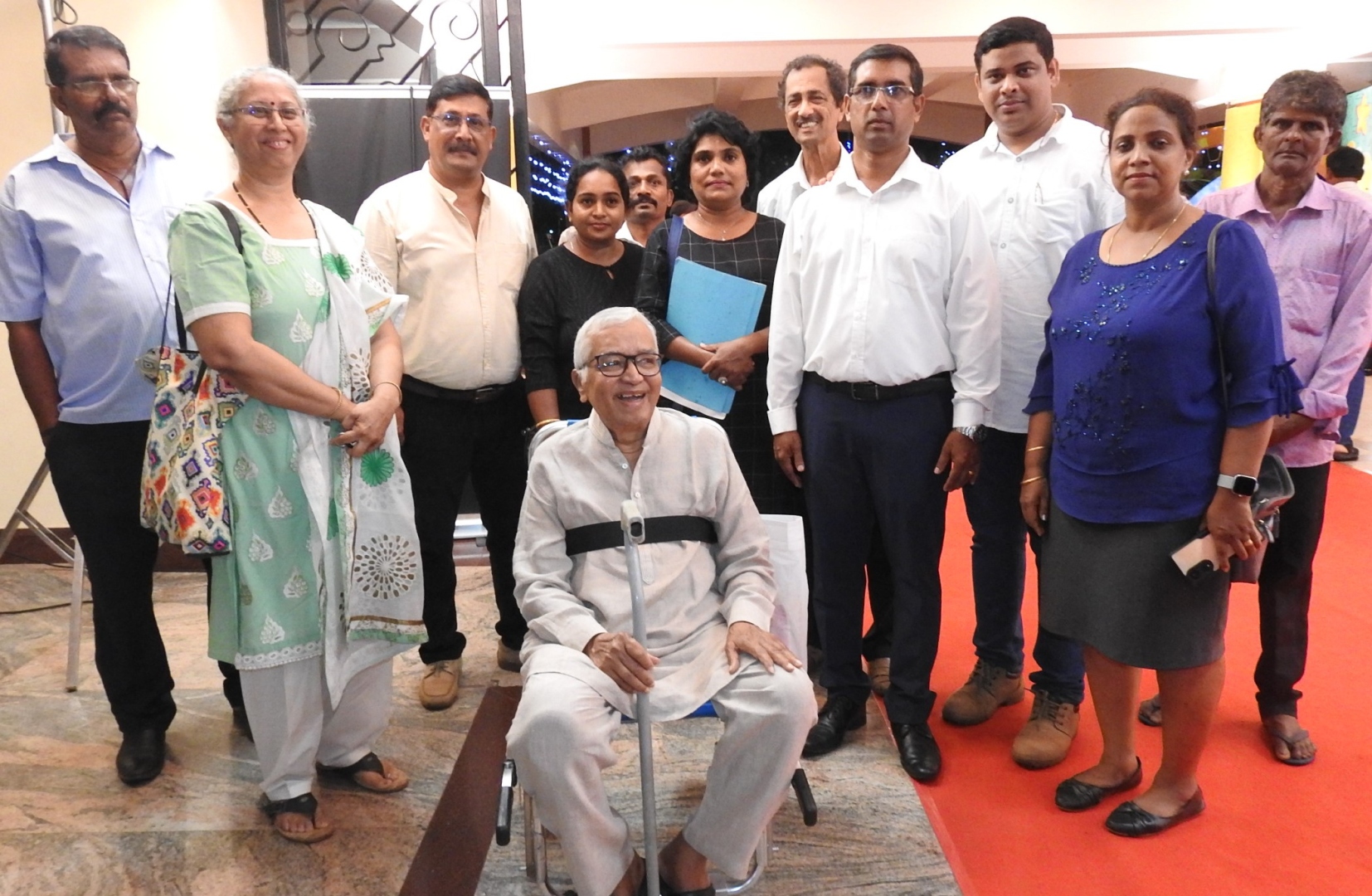 Chinchinim locals meet CM, request for road  bypass at Dandeavaddo