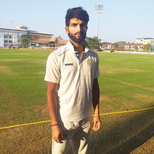 Prabhudessai scores hundred before Goa capitulation