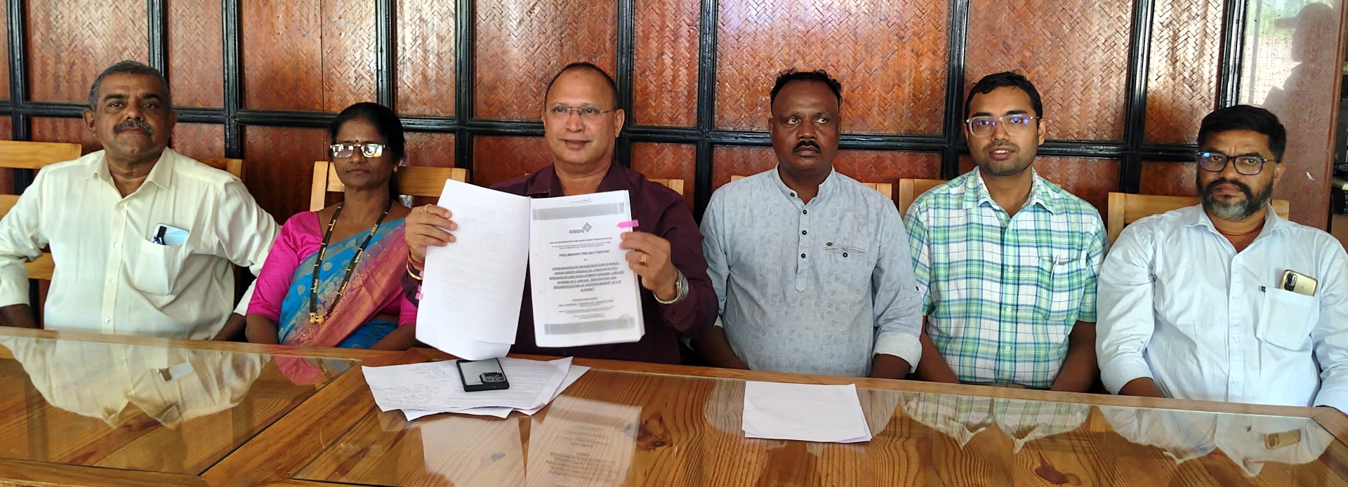 REDEVELOPMENT OF ALDONA MARKET: Ticlo hits out at Aldona  MLA for claiming credit