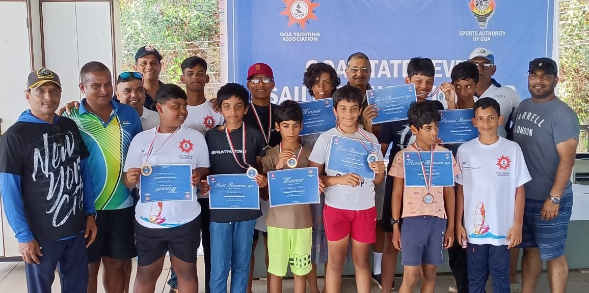 ﻿Adarsh wins windsurfing gold