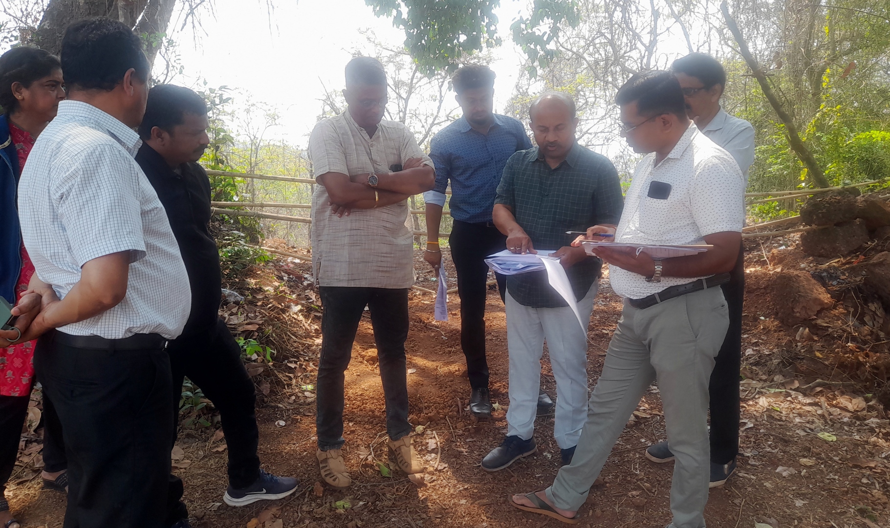 Se Old Goa VP holds inspection near   Monte Chapel on unauthorised activity