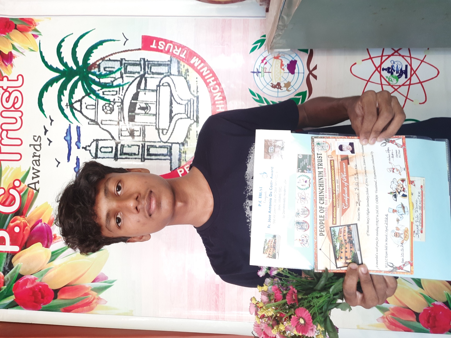 ﻿Royzel bags PC Trust award