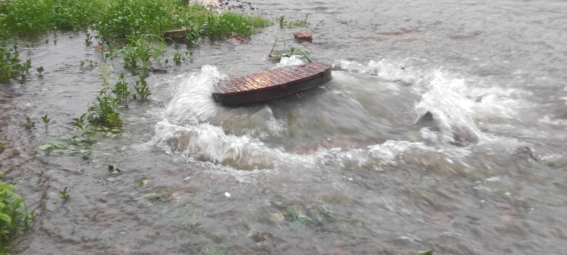 Questions over plugging rainwater infiltration in line as authorities rush to complete sewerage works in Margao