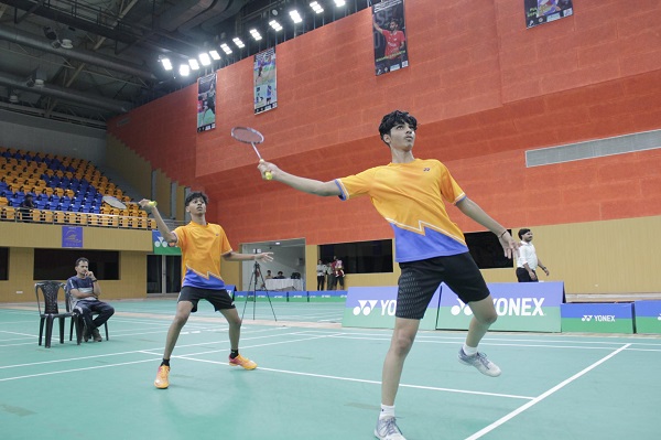 Top seeds Bjorn and Aathish, Tanvi move to quarters