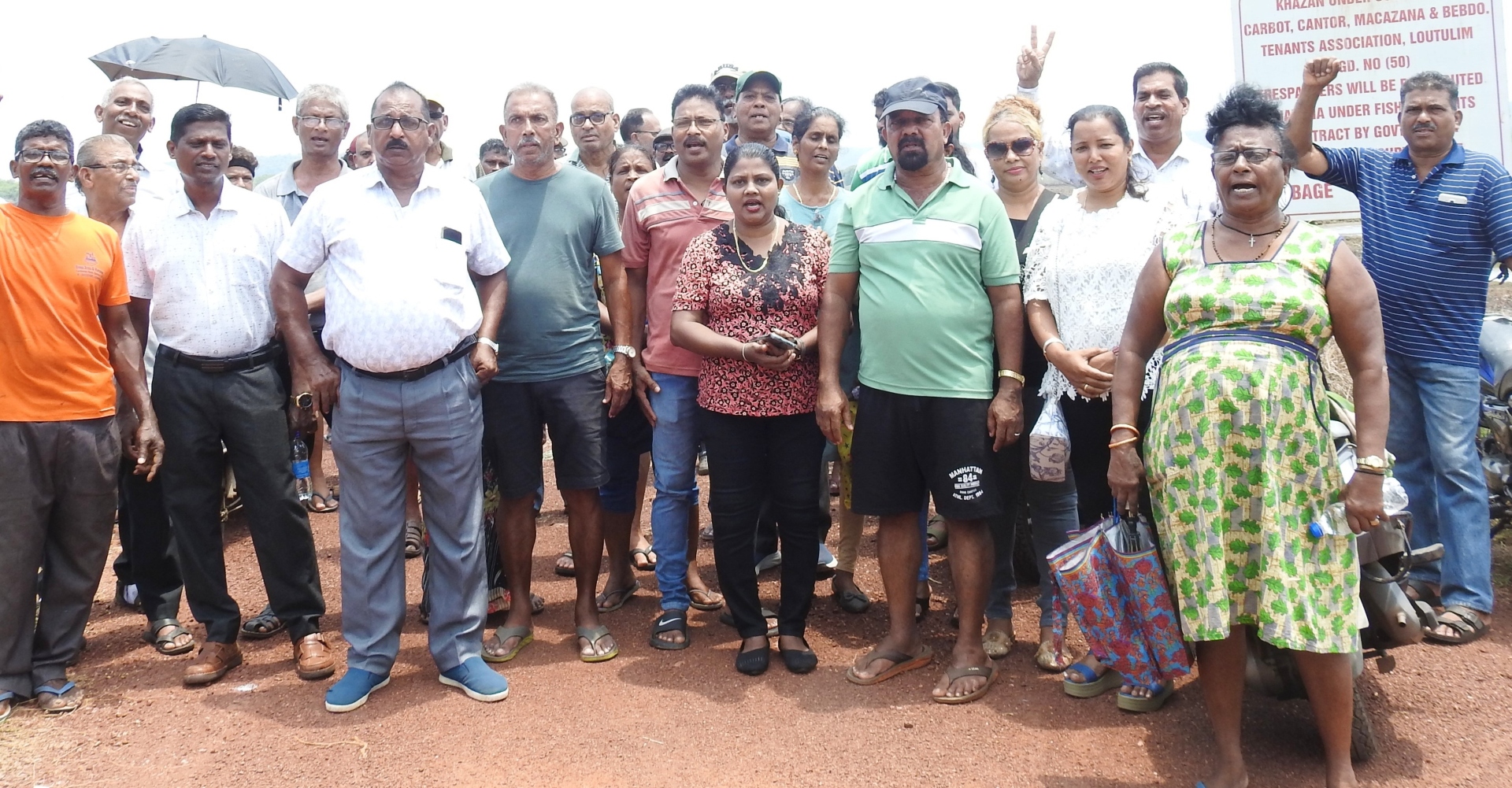 Stop Borim bridge project 'bulldozing' without clearances, warn Loutolim locals