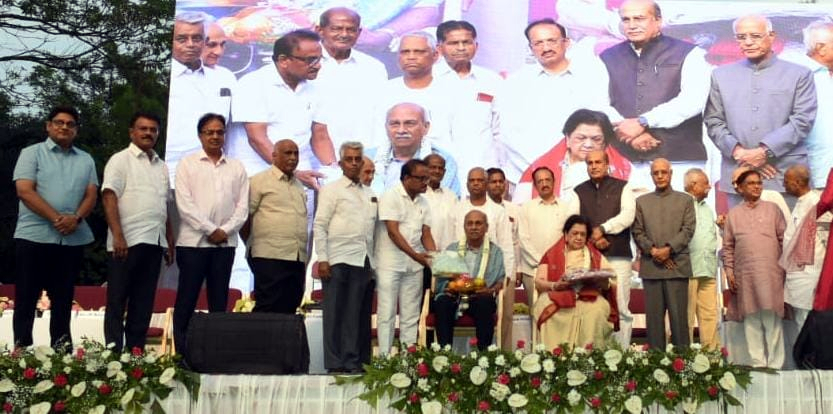 KLES Chairman   Dr Kore feted  in Belagavi