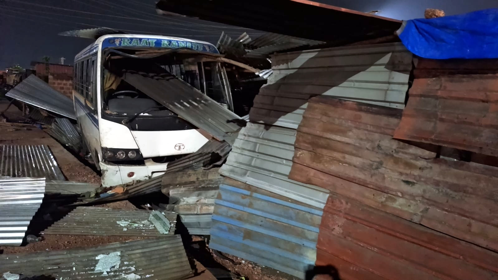 Bus rams into hutment at Verna IDC; 4 labourers killed, 5 injured