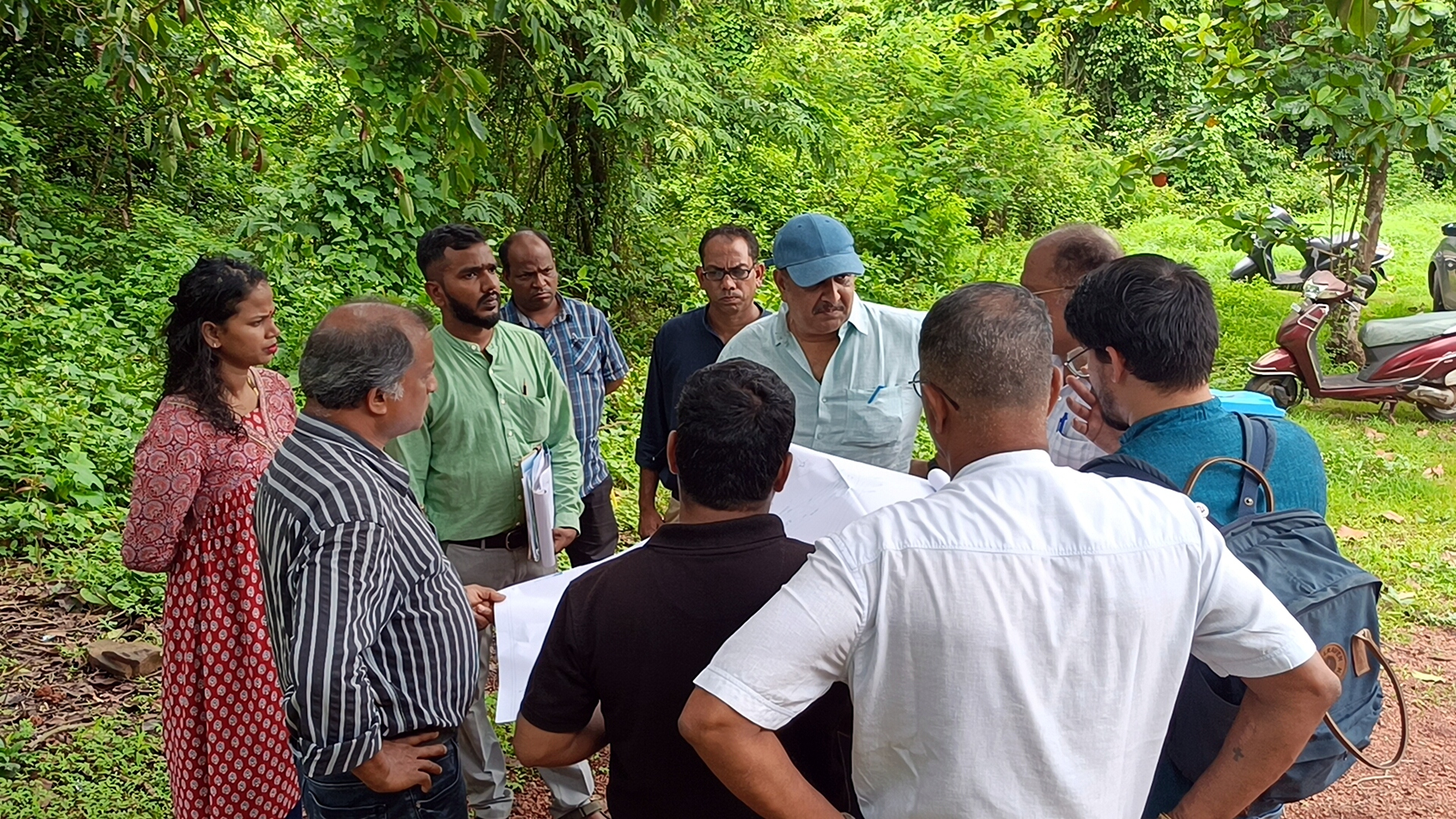 Inspection reveals access to farmhouse   within 100 mts of Monte Chapel zone