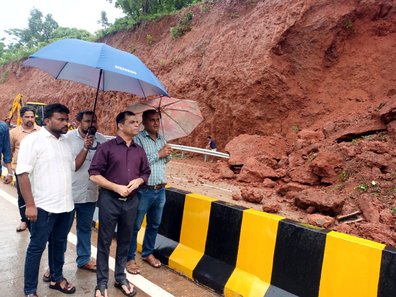 Major landslide on newly opened Bicholim Bypass