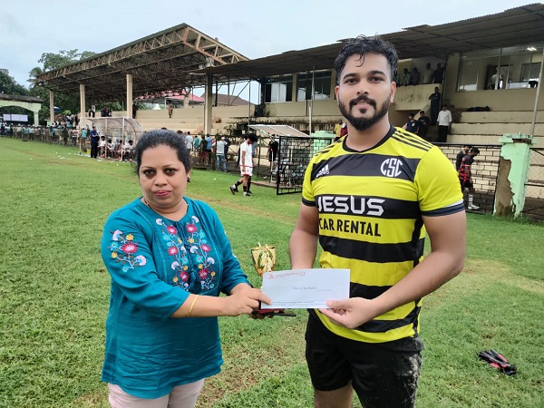 ﻿Candolim Sports Club enter quarters