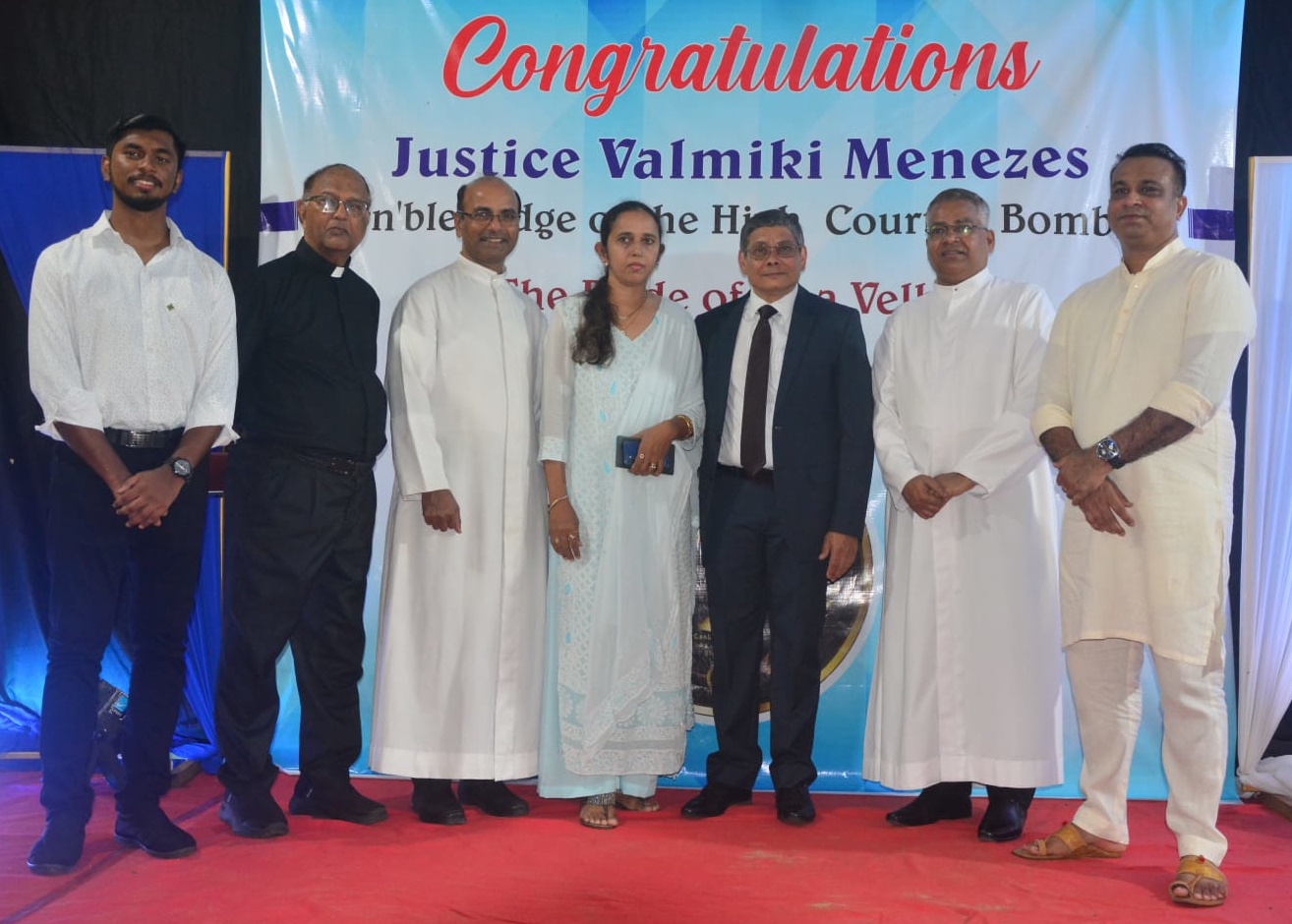 Goa Velha locals felicitate Justice Valmiki Menezes