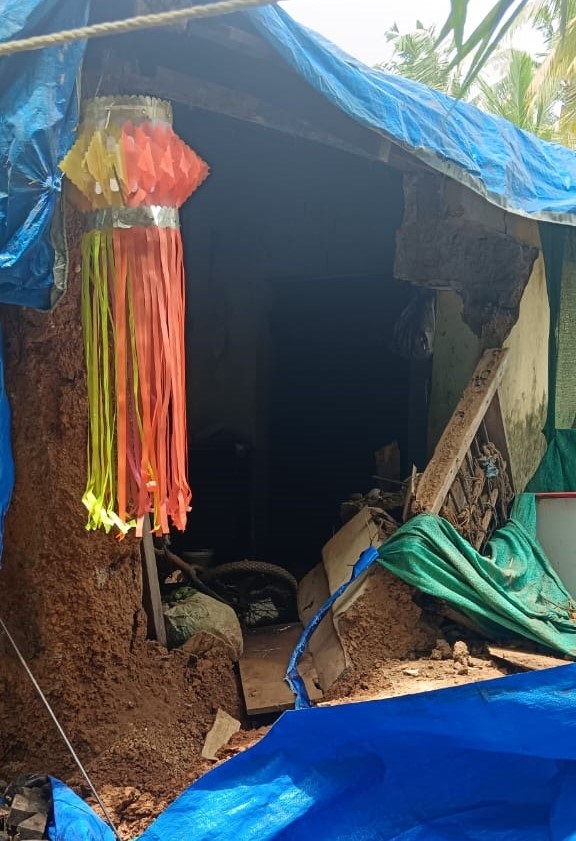 Wall of house collapses at Shapora, no injuries reported