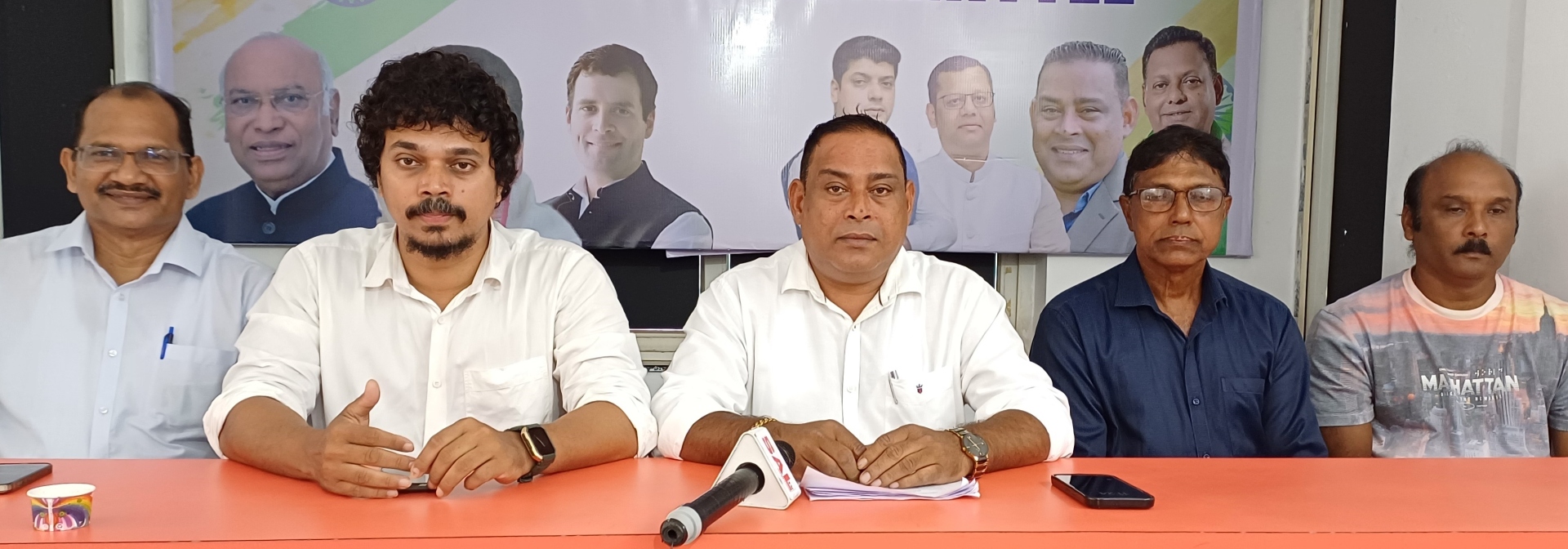 'Fishy' business: Cong hints at guise to support casinos, coal handling through Cortalim jetty privatisation