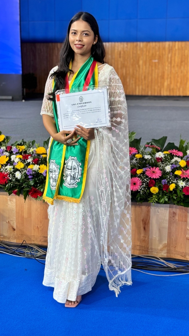 Aldona girl receives gold medal in physics