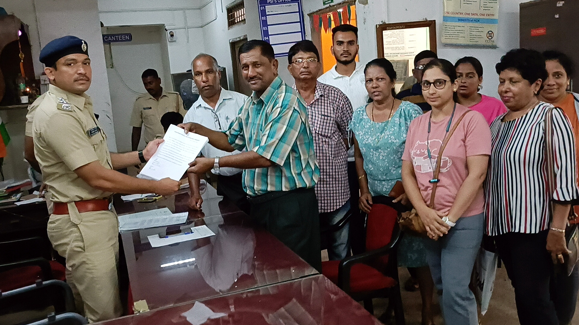 Comments on St Francis Xavier: Mandur parishioners file police complaint against Velingkar