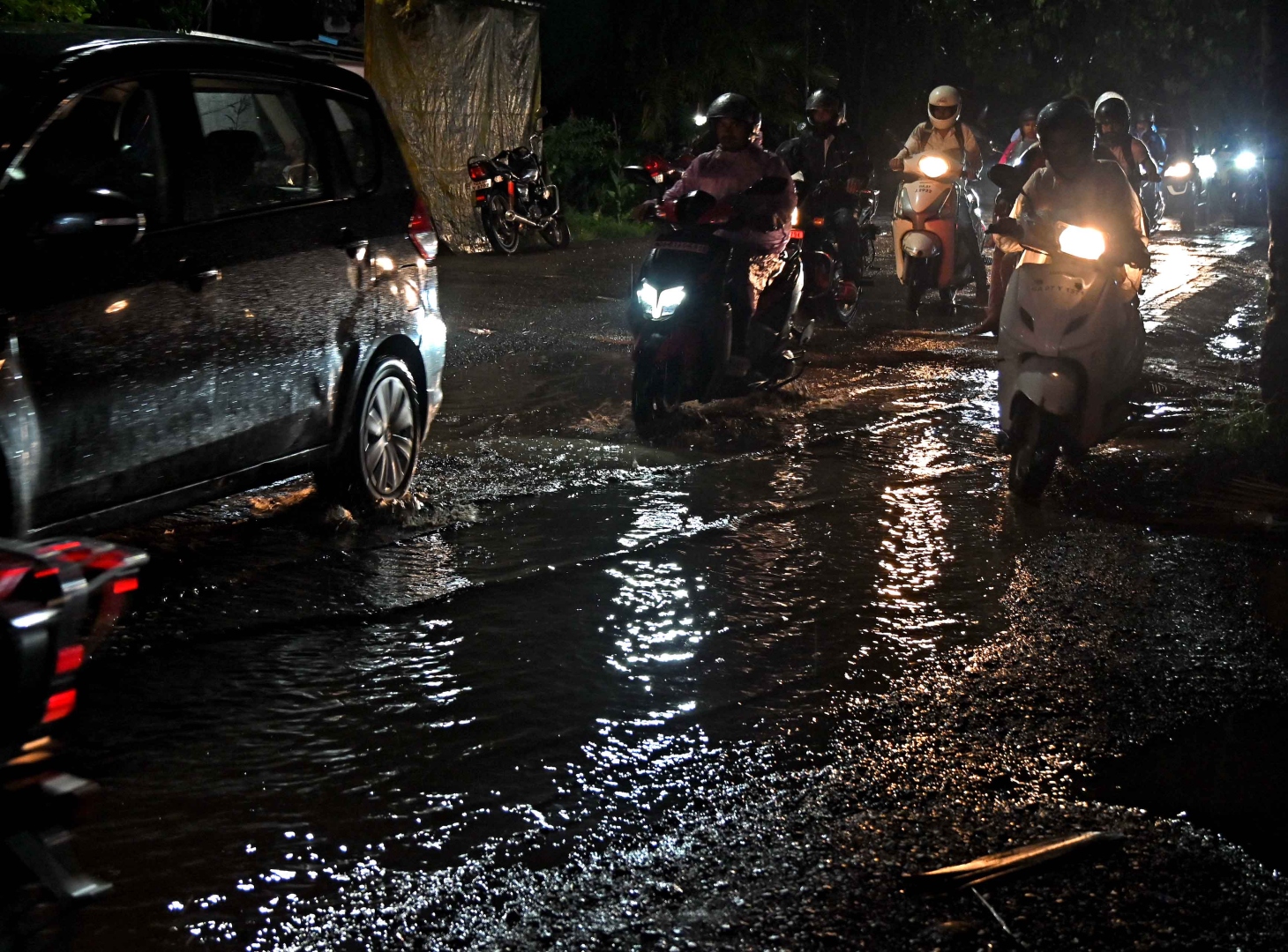 Sudden thunderstorm, strong   winds cause chaos in Bardez