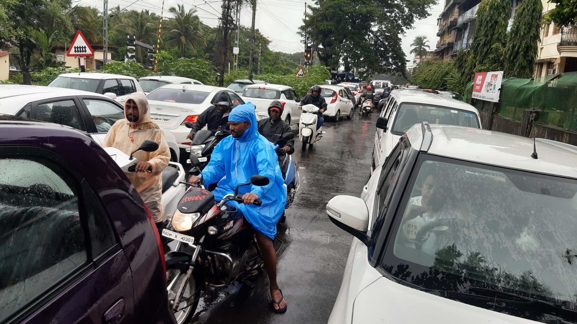 No flyover plans, Salcete underpasses under strain to meet traffic demand as train frequency set to rise