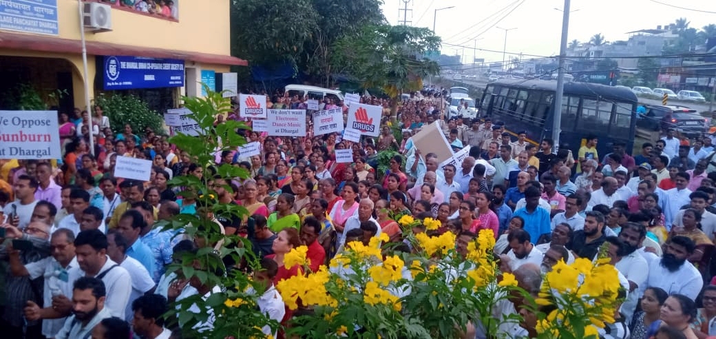 Dhargal villagers split over   proposed Sunburn Festival
