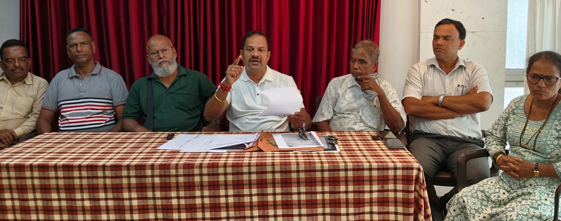 Bardez Bazaar shareholders demand fresh elections